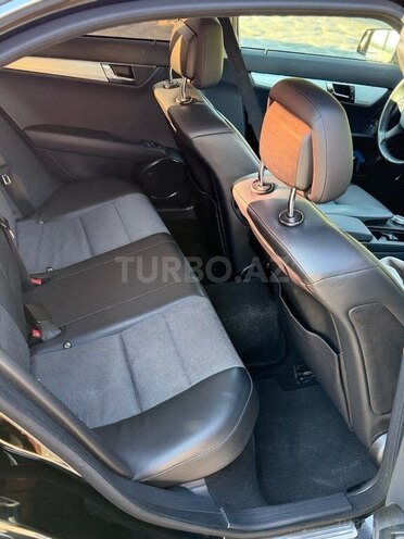Mercedes C 250 2009, 203,667 km - 1.8 l - Ağsu