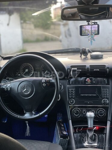 Mercedes C 220 d 2005, 418,000 km - 2.2 l - Bakı
