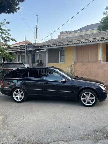 Mercedes C 220 d 2005, 418,000 km - 2.2 l - Bakı
