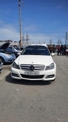 Mercedes C 220 d 2012, 277,000 km - 2.2 l - Bakı