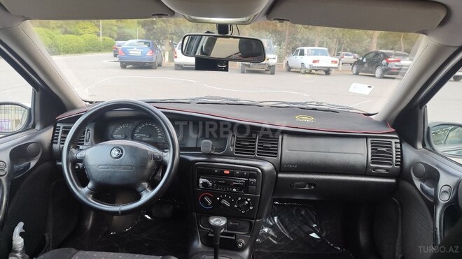 Opel Vectra 2001, 400,000 km - 1.6 l - Sumqayıt