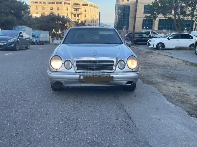 Mercedes E 230 1996, 385,000 km - 2.3 l - Bakı