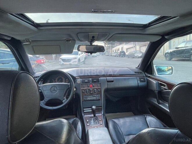 Mercedes E 230 1996, 385,000 km - 2.3 l - Bakı