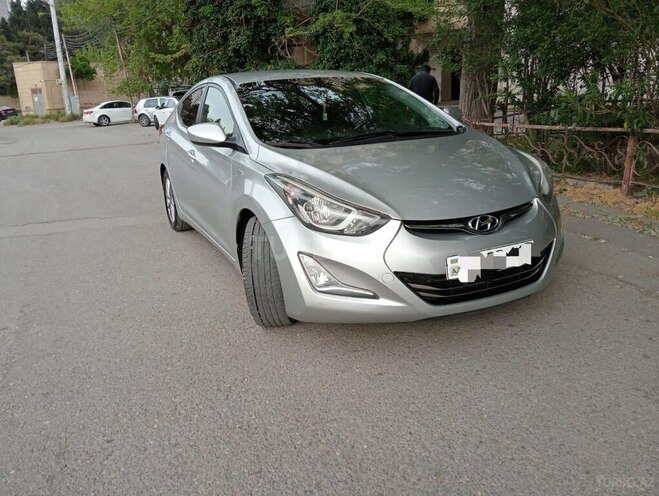 Hyundai Elantra 2015, 131,200 km - 1.8 l - Bakı