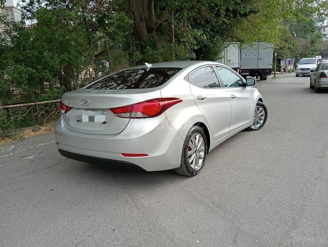 Hyundai Elantra 2015, 131,200 km - 1.8 l - Bakı