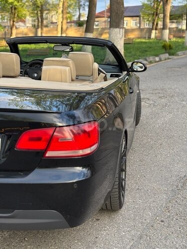 BMW 320 2008, 215,000 km - 2.0 l - Quba