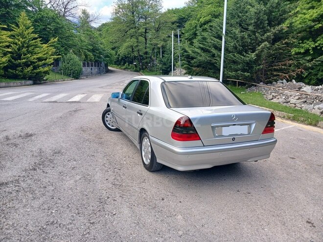 Mercedes C 200 2000, 267,000 km - 2.0 l - Oğuz