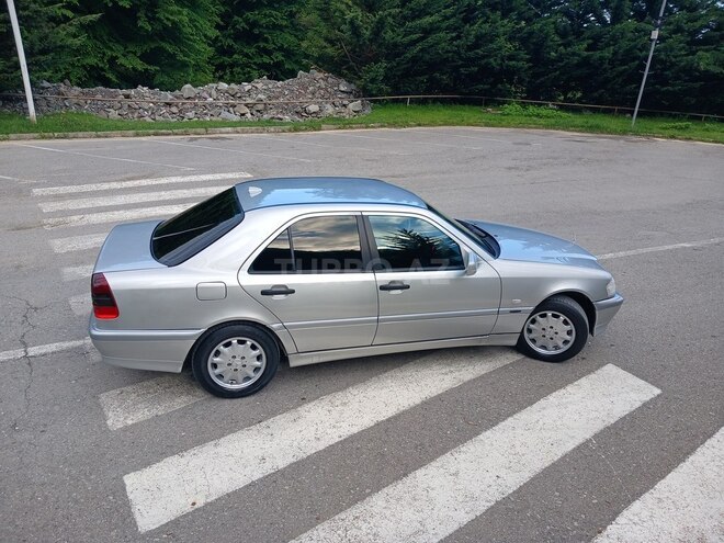 Mercedes C 200 2000, 267,000 km - 2.0 l - Oğuz