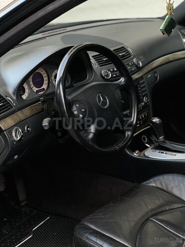 Mercedes E 320 2002, 243,000 km - 3.2 л - Bakı
