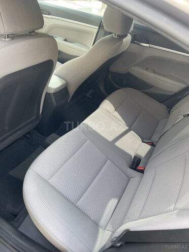 Hyundai Elantra 2019, 20,000 km - 2.0 л - Bakı