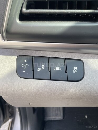 Hyundai Elantra 2019, 20,000 km - 2.0 л - Bakı