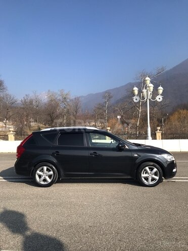 Kia Ceed 2009, 341,000 km - 1.4 л - Qəbələ