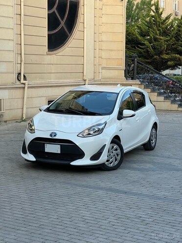 Toyota Aqua 2017, 112,000 km - 1.5 l - Bakı