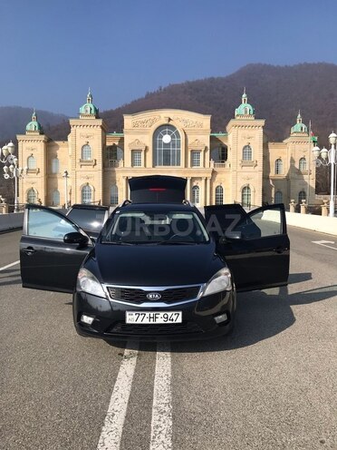 Kia Ceed 2009, 341,000 km - 1.4 л - Qəbələ