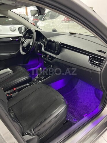 Skoda Rapid 2021, 125,000 km - 1.6 l - Sumqayıt