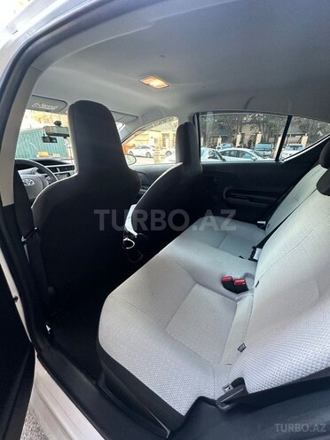 Toyota Aqua 2019, 33,890 km - 1.5 l - Bakı