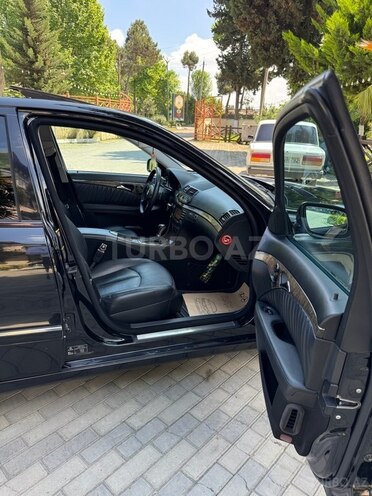 Mercedes E 280 2008, 270,000 km - 2.8 l - Masallı