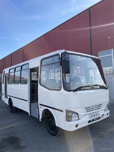 Isuzu NP 37 2007, 671,655 km - 4.4 l - Bakı