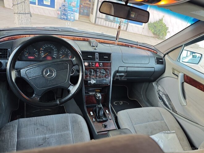 Mercedes C 180 1999, 547,000 km - 1.8 л - Sabirabad