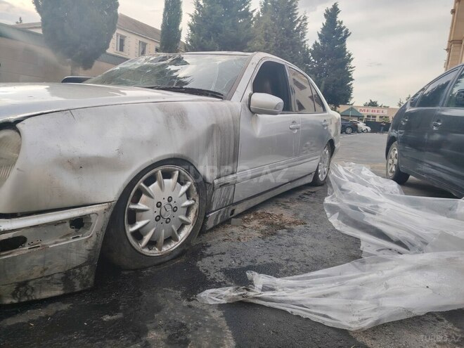 Mercedes C 220 d 1999, 350,000 km - 2.2 л - Tovuz
