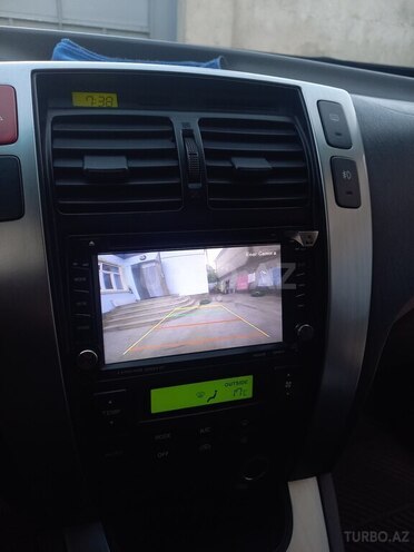 Hyundai Tucson 2009, 250,000 km - 2.0 l - Qusar