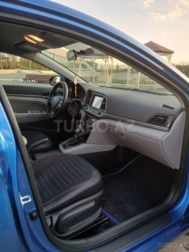 Hyundai Elantra 2017, 58,000 km - 2.0 l - Gəncə