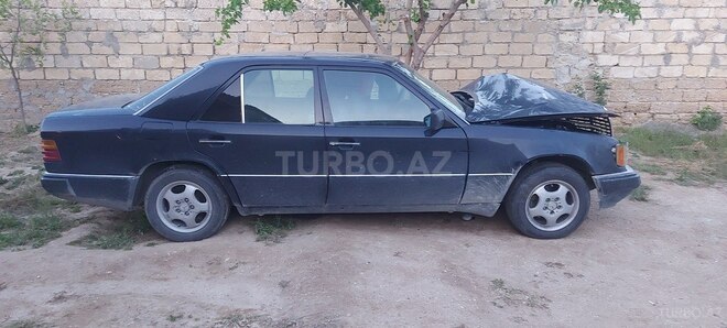 Mercedes E 200 d 1990, 927,340 km - 2.0 l - Bakı