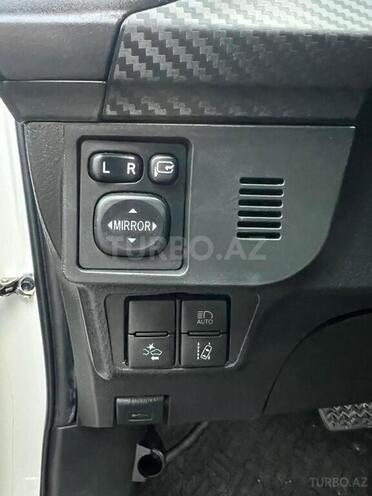 Toyota Corolla Fielder 2019, 128,000 km - 1.5 л - Bakı