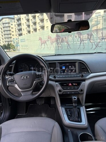 Hyundai Elantra 2017, 173,809 km - 2.0 l - Bakı