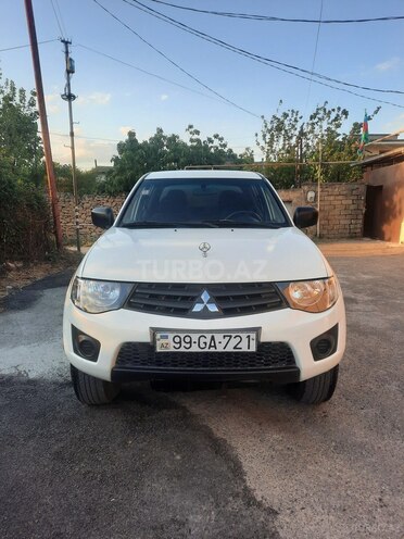 Mitsubishi L200 2013, 188,854 km - 2.5 l - Bakı