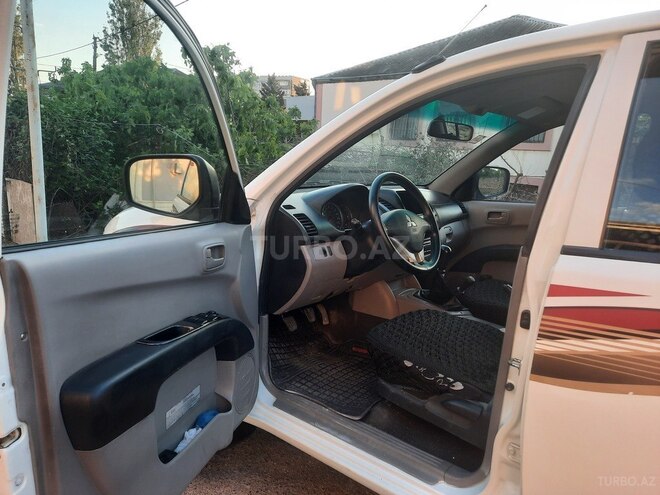 Mitsubishi L200 2013, 188,854 km - 2.5 l - Bakı