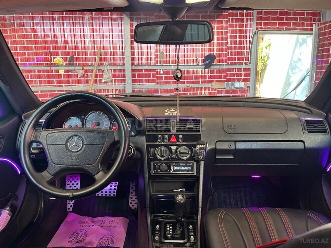 Mercedes C 180 1999, 318,000 km - 1.8 л - Gəncə