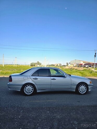Mercedes C 180 1999, 318,000 km - 1.8 л - Gəncə