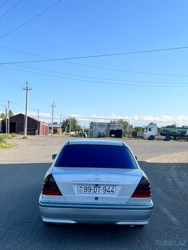 Mercedes C 180 1999, 318,000 km - 1.8 л - Gəncə