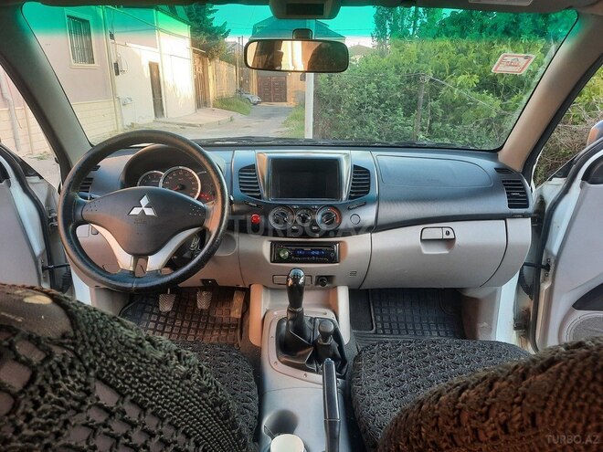 Mitsubishi L200 2013, 188,854 km - 2.5 l - Bakı