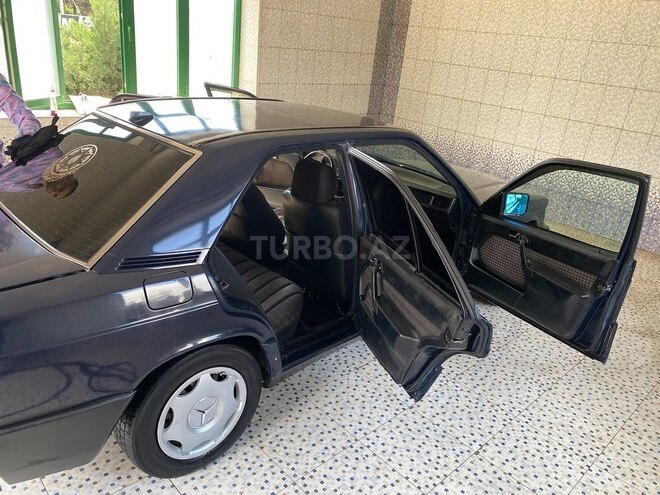 Mercedes 190 1993, 356,800 km - 2.0 л - Bakı