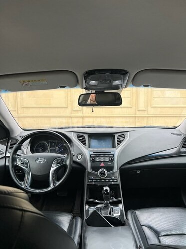 Hyundai Grandeur 2015, 210,000 km - 2.2 l - Bakı