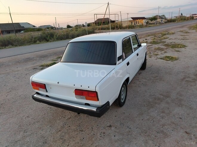 LADA (VAZ) 2107 2004, 33,000 km - 1.6 l - Neftçala