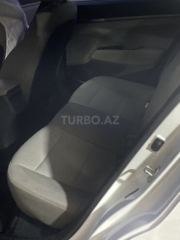 Hyundai Elantra 2016, 23,175 km - 1.4 l - Bakı