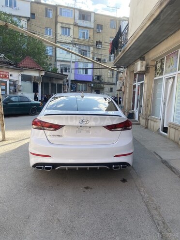 Hyundai Elantra 2016, 23,175 km - 1.4 l - Bakı