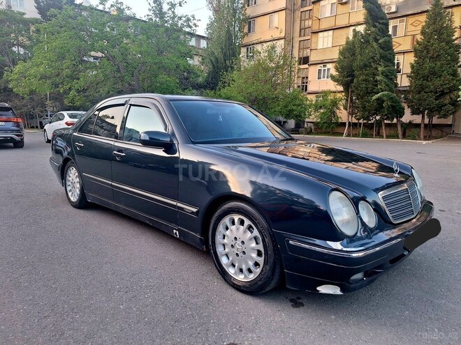Mercedes E 220 d 2001, 389,000 km - 2.2 л - Bakı