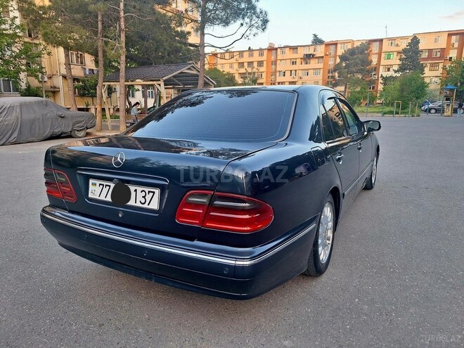 Mercedes E 220 d 2001, 389,000 km - 2.2 л - Bakı