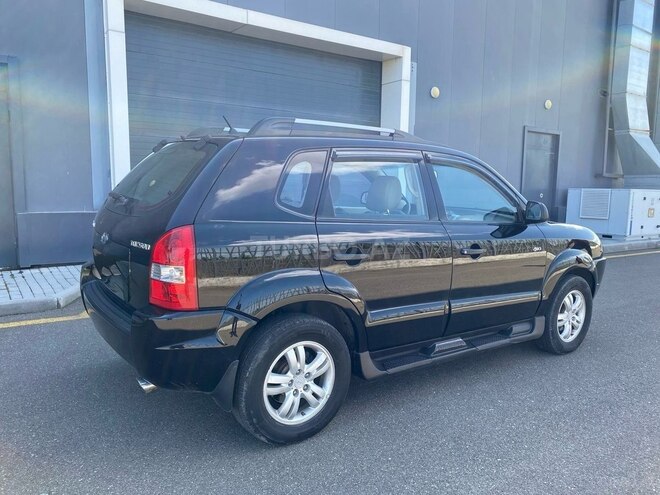 Hyundai Tucson 2006, 176,000 km - 2.0 л - Tovuz