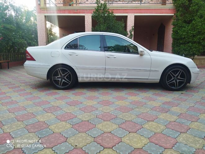 Mercedes C 240 2003, 298,000 km - 2.4 л - Bakı