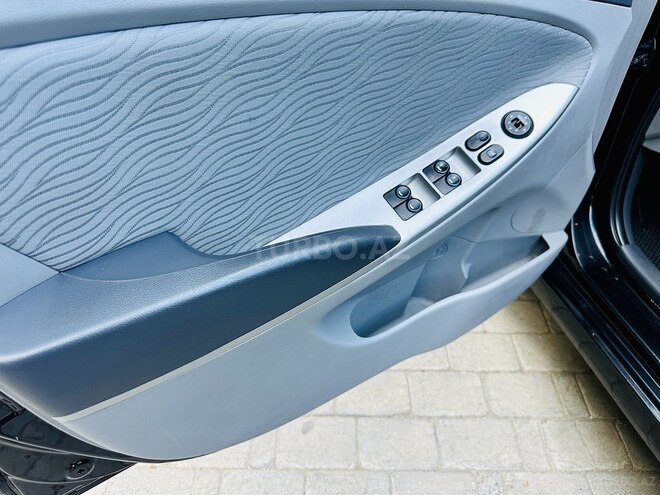 Hyundai Accent 2013, 145,000 km - 1.6 l - Bakı