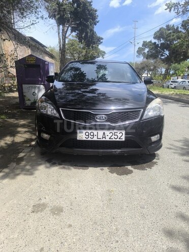 Kia Ceed 2010, 175,600 km - 2.0 л - Bakı