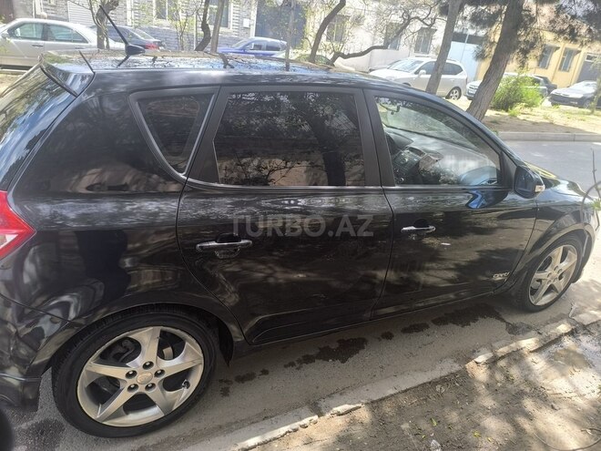 Kia Ceed 2010, 175,600 km - 2.0 л - Bakı