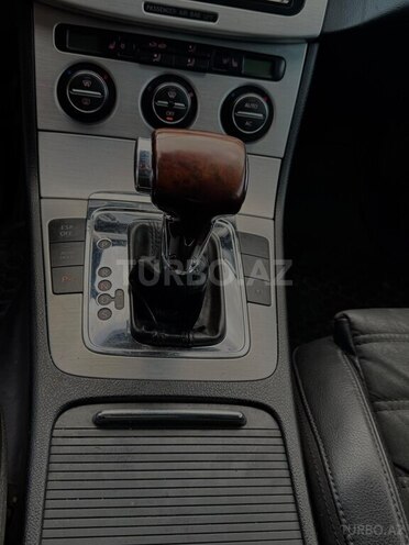 Volkswagen Passat 2009, 280,145 km - 1.8 l - Bakı