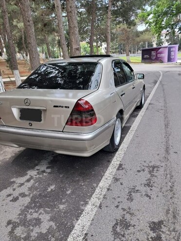 Mercedes C 200 1996, 235,000 km - 2.0 л - Sumqayıt