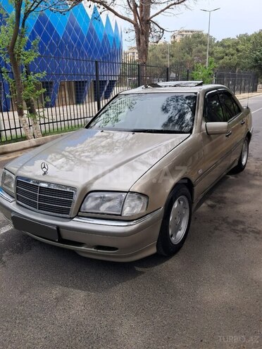 Mercedes C 200 1996, 235,000 km - 2.0 л - Sumqayıt